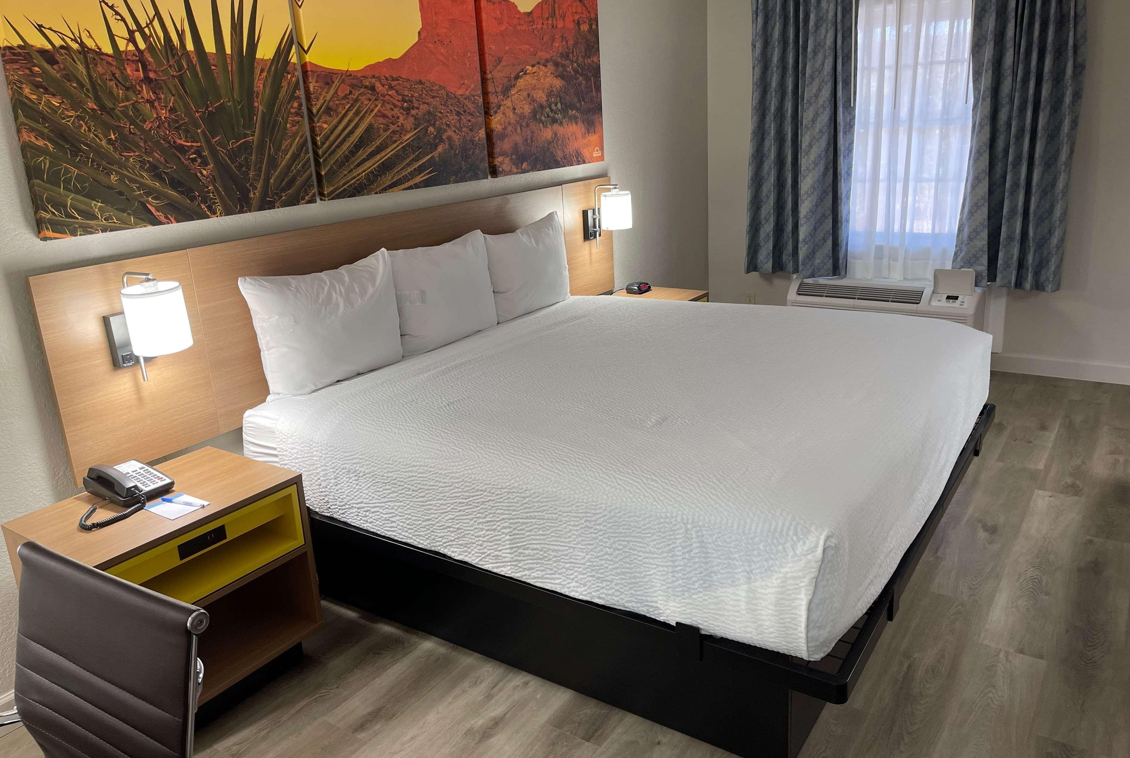 Days Inn By Wyndham Tucson City Center מראה חיצוני תמונה