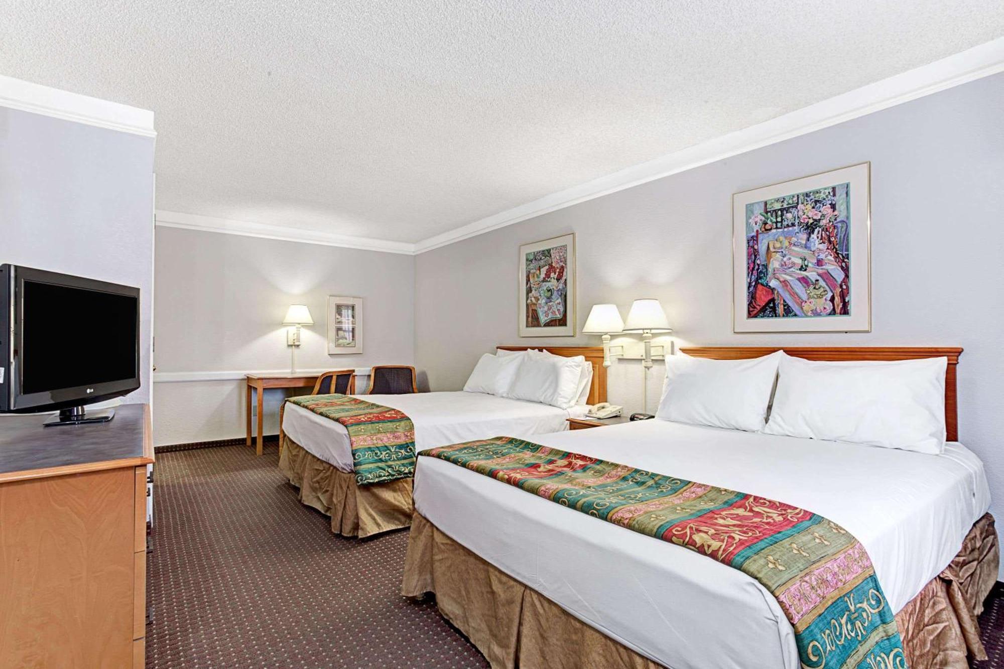 Days Inn By Wyndham Tucson City Center מראה חיצוני תמונה