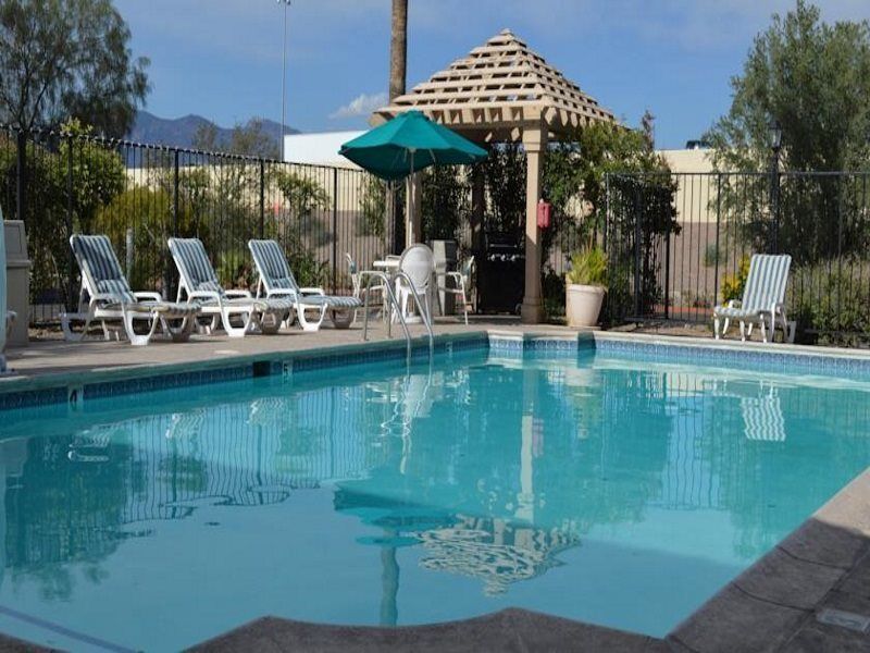 Days Inn By Wyndham Tucson City Center מראה חיצוני תמונה