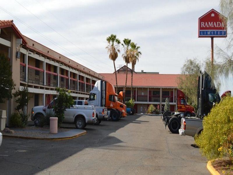 Days Inn By Wyndham Tucson City Center מראה חיצוני תמונה