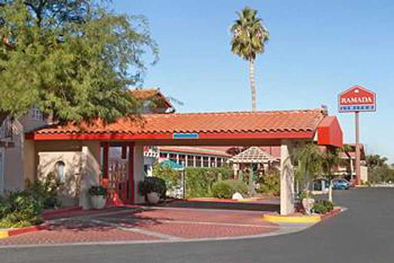 Days Inn By Wyndham Tucson City Center מראה חיצוני תמונה